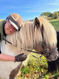 Carsten & Hljómur​ Happy Horse Owner